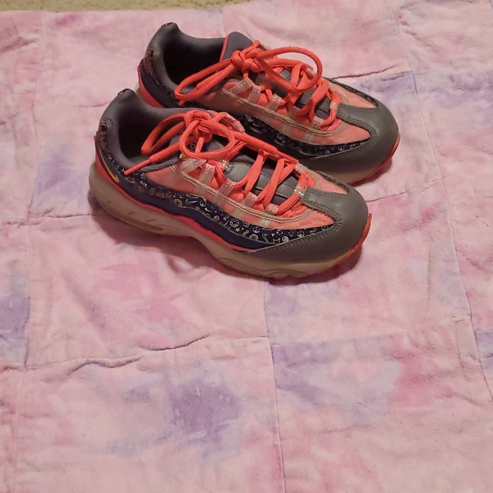 Girls Nike Air Max